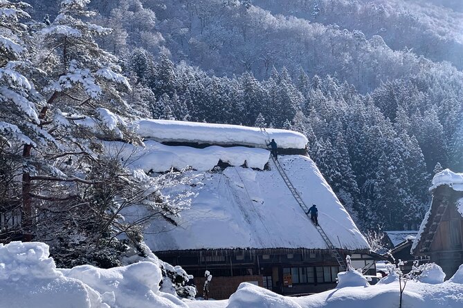 Private Tour of Shirakawago from Kanazawa (Half Day) - The scenery is part of the price