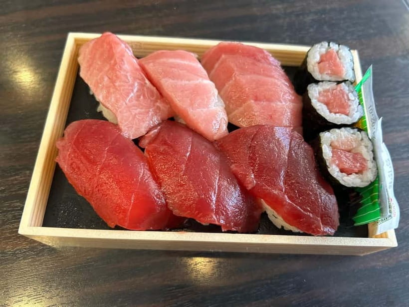 Private Toyosu & Tsukiji Market Adventure with Tuna Auction - Tsukiji’s 70-minute food and shopping walk