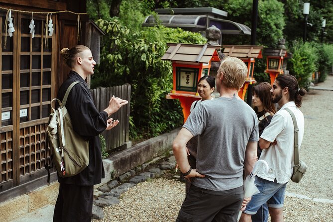 Private Walking Tour in Gion and Higashiyama - Walking Ninenzaka instead of rushing through it