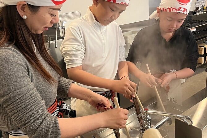 Ramen Cooking Class at Lake Kawaguchiko (Short Course) - Boiling, topping, and eating the finished ramen