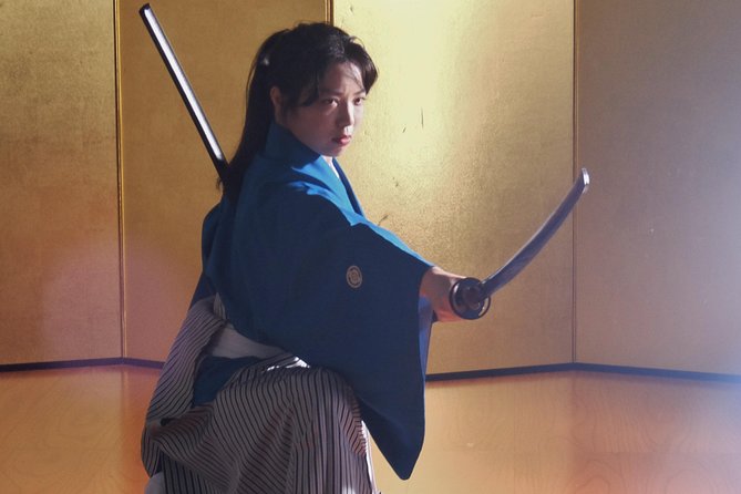 Samurai Performance and Casual Experience: Kyoto Ticket - Entering the theater and getting settled