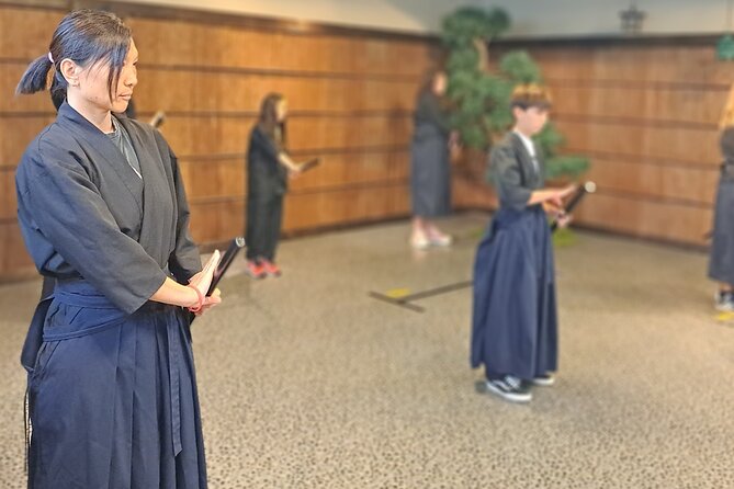Samurai Sword Experience (Family Friendly)at SAMURAI MUSEUM KYOTO - Arriving at the Kyoto Samurai Ninja Museum