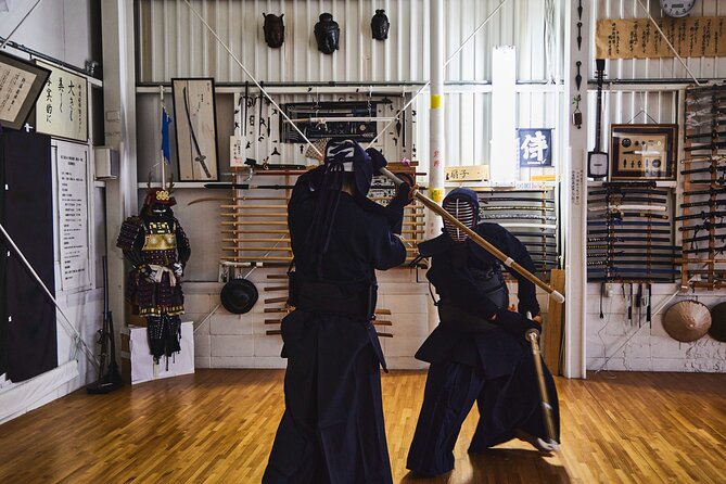 Samurai Training Experience KENDO in Osaka - Changing into kendo uniform and armor