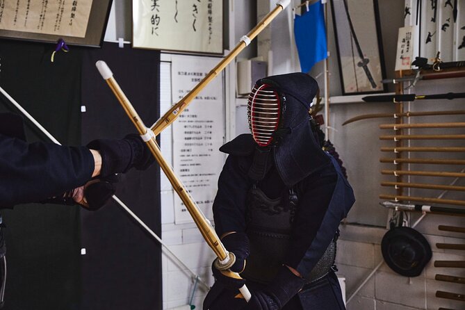 Samurai Training Experience KENDO in Osaka - The first lesson: history, manners, and basic form
