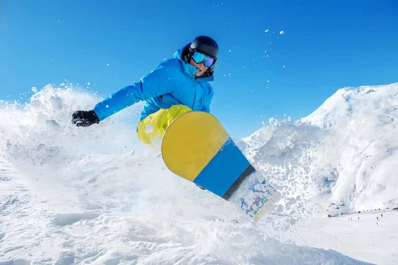 Sapporo: Otaru Asarigawa Ski Resort Day Trip with Gear - Picking the right board or ski package