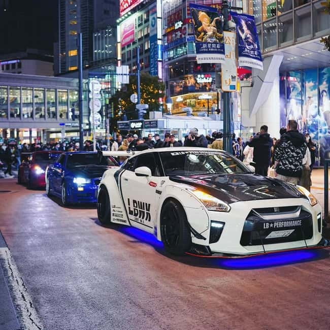 [Self-Drive] Tokyo & Daikoku Custom Car Driving Tour - Daikoku Parking Area is the heart of the tour
