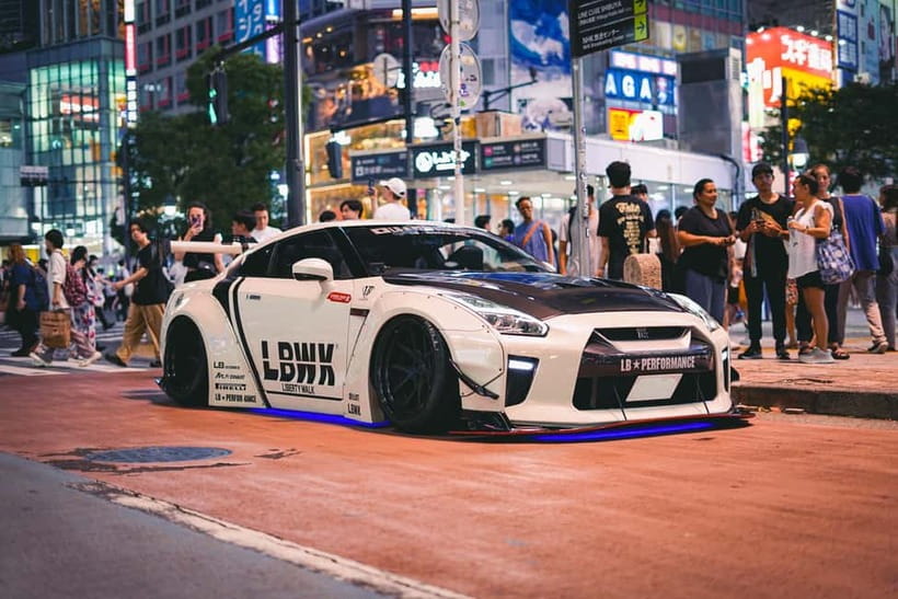 Shibuya City: Daikoku PA GT-R R35, R34, R33 or R32 Tour - Starting in Tokyo and settling into the car