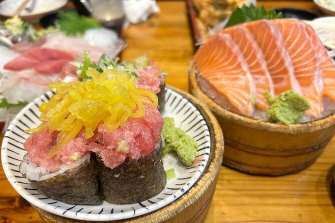 Shinjuku: Food Tour – 15 Dishes & 3 Drinks at 4 Eateries - Kabukicho and the value of a local booking