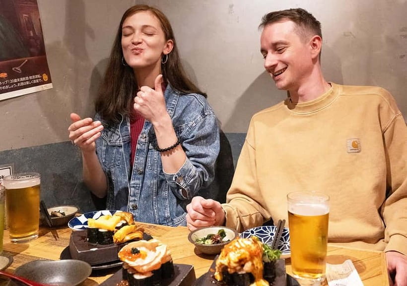 Shinjuku: Food Tour - 15 Dishes at 4 local eateries - Kabukicho: food alongside Tokyo nightlife