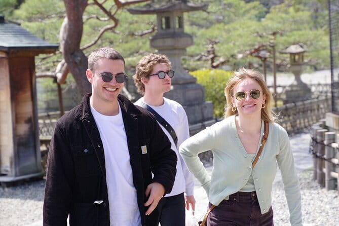 Snow Monkeys, Hokusai & Sake: A Perfect Day in Nagano - Lunch and a slower look at Obuse