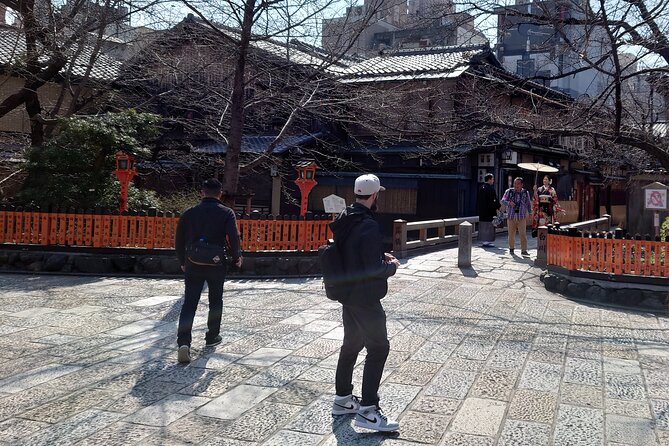 Start from Kyoto Station: Early Morning E-Bike Tour with Kyotoite - Why an early e-bike ride works so well in Kyoto