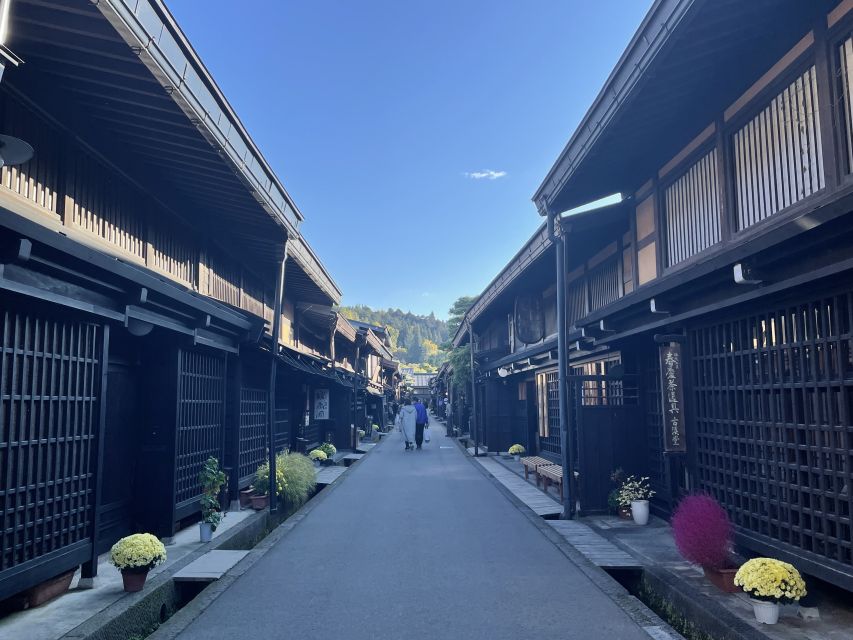 Takayama: Edo-Period Old Town Walking Tour - Why Takayama’s old town needs a little explanation