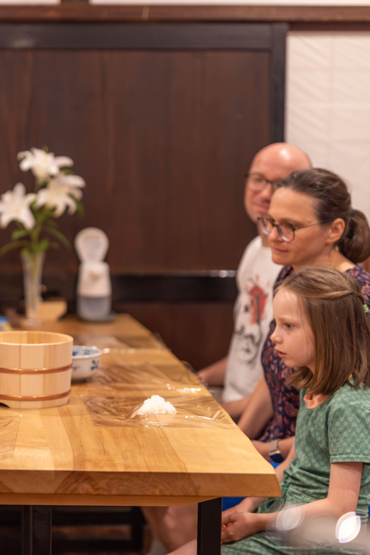 Takayama: Onigiri and miso soup making at a buddhist temple - The limits of a short temple cooking class