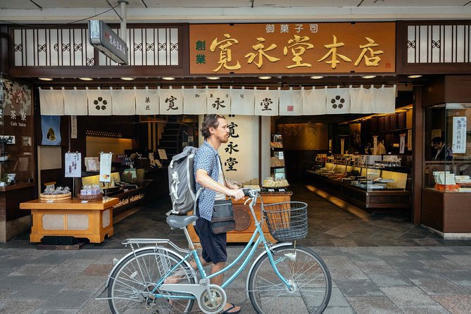 The Beauty of Kyoto by Bike: Private Tour - Gion and Shirakawa: Kyoto’s traditional face