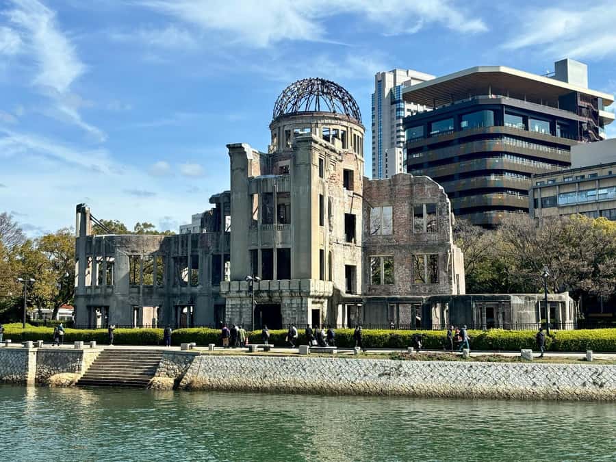 The Journey of Hiroshima from Tragedy to Peace - Meeting at the Gates of Peace