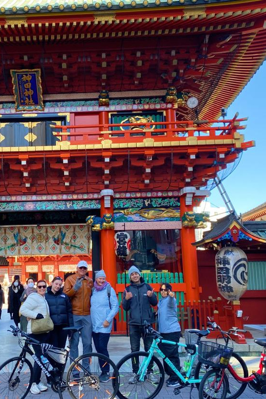Tokyo: 3-Hour Bike or E-Bike Tour of City's Hidden Gems - Meeting near Daimon and choosing your bike