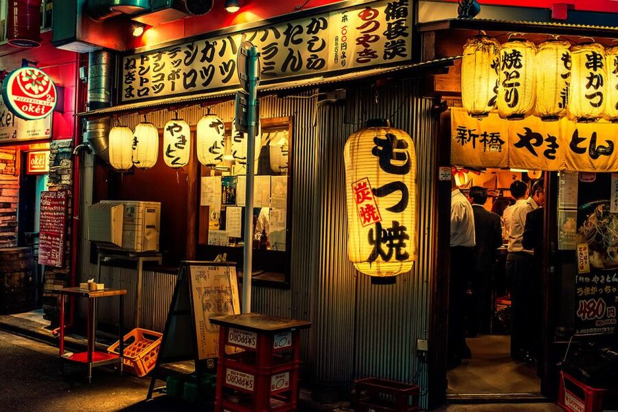 Tokyo: 3-Hour Food Tour of Shinbashi at Night - Meeting the guide beside the steam engine