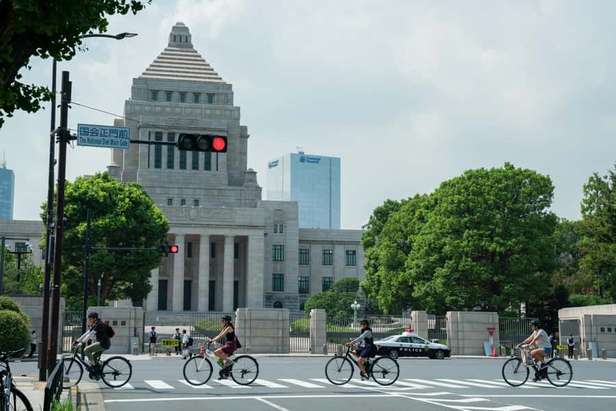 Tokyo: 3-hour Guided E-Bike Tour of the City's Hidden Gems - The guides shape the experience