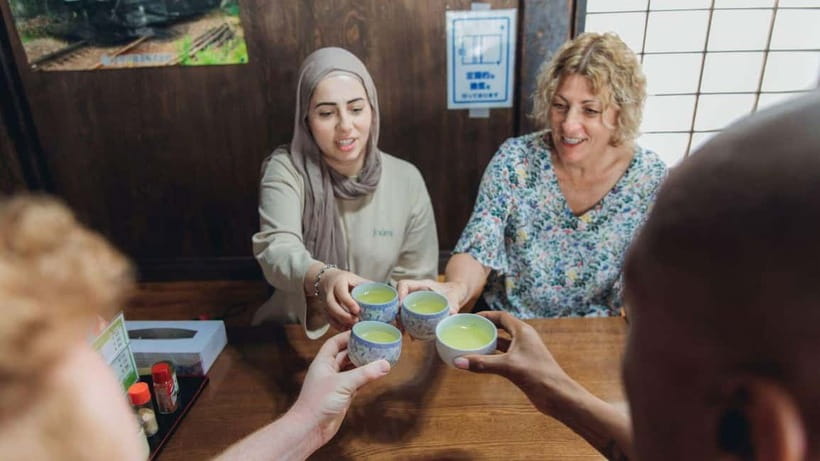 Tokyo After 5: Local Eats, Drinks & Culture Walk - The guide makes the difference