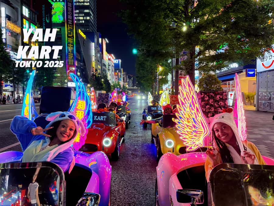Tokyo: Akihabara/Asakusa Go-Karting Tour (including guide) - Asakusa and the Kaminarimon view