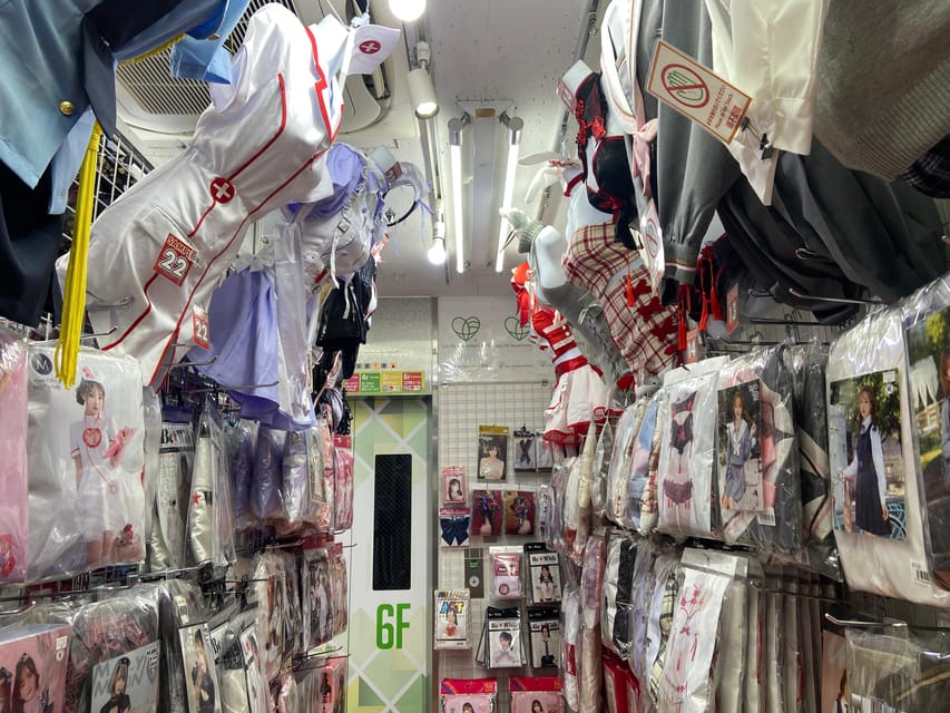 Tokyo: Akihabara Private Hentai Tour - A coffee stop at Super Kawaii Maid Cafe