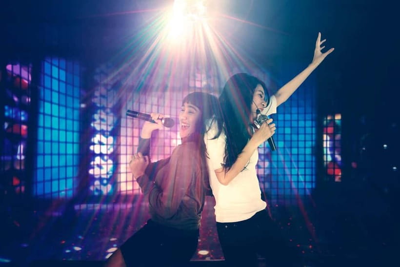 Tokyo: Akihabara, Shibuya, Karaoke & City Lights Night Tour - Why this Tokyo night route works