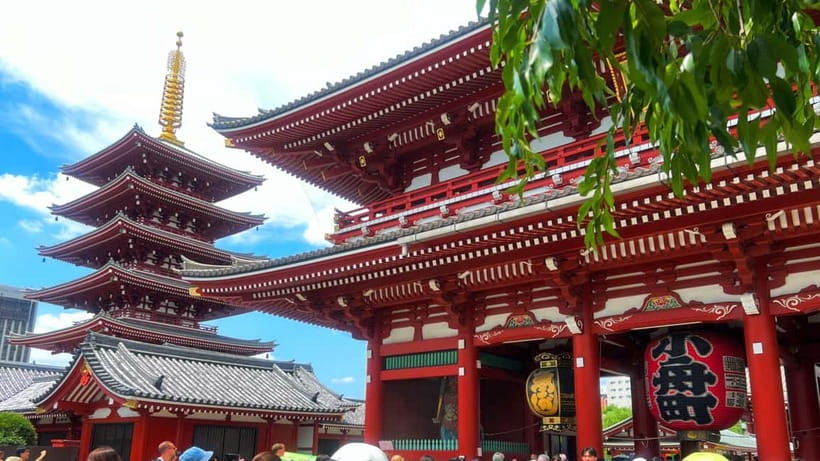 Tokyo: Asakusa and Tokyo’s Oldest Temple Senso-ji Tour - Nakamise Street: shopping with a story