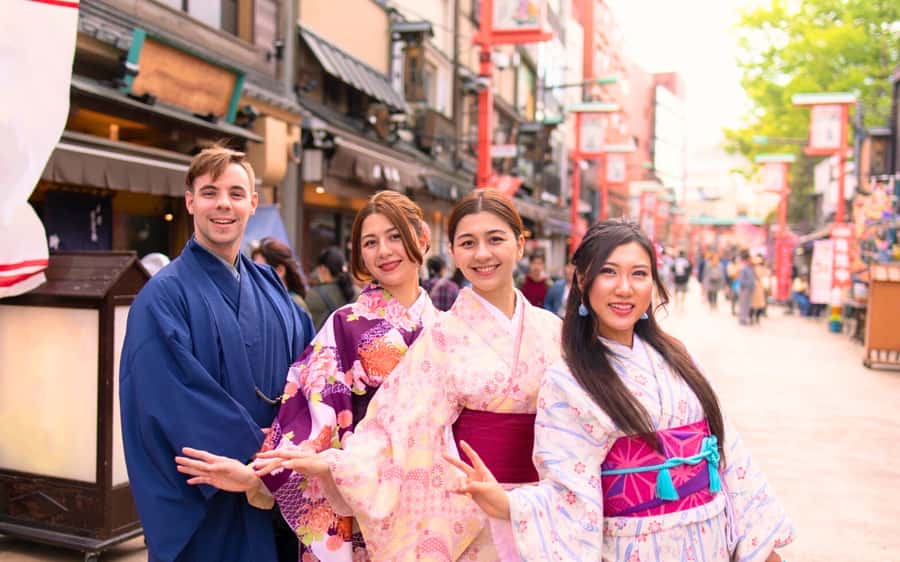 Tokyo: Asakusa Kimono Rental Experience - Finding the shop near Asakusa Station
