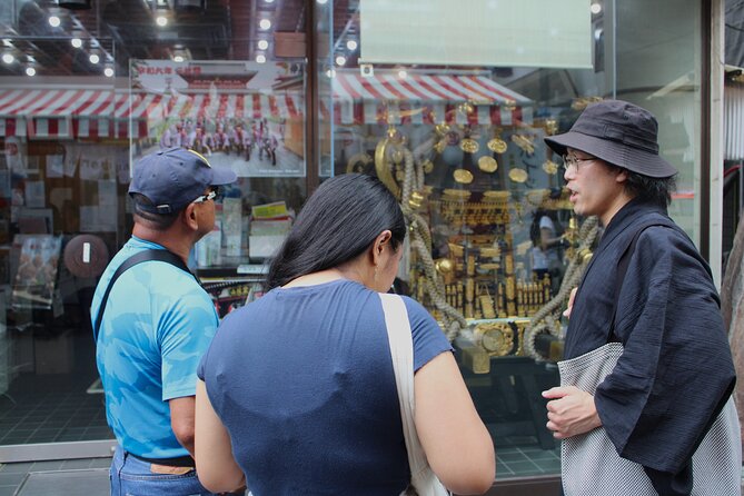 Tokyo: Asakusa Walking Tour with Japanese Comedian - What Ryo’s humor adds to the walk