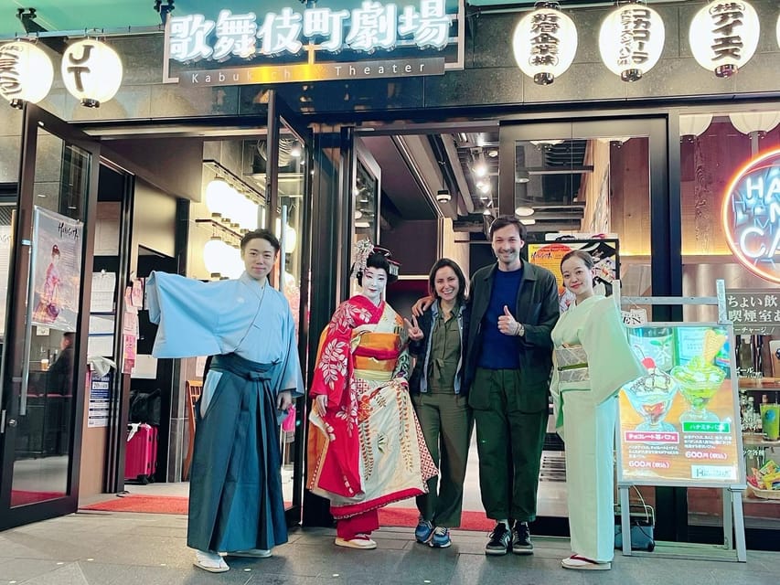 Tokyo: Authentic Japanese Dance Show ticket by professionals - The kimono and the art of presentation