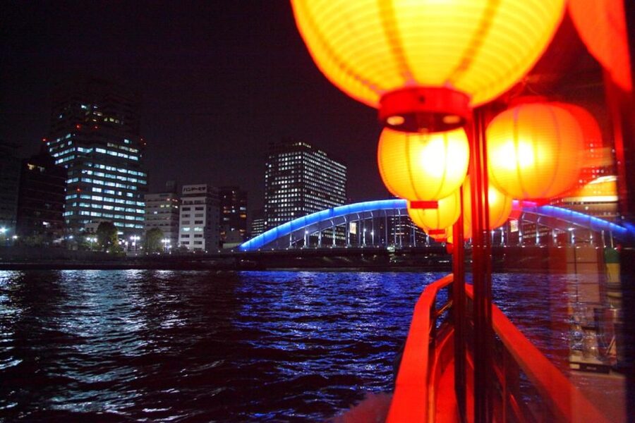 Tokyo Bay: Traditional Japanese Yakatabune Dinner Cruise - Unlimited drinks and what that adds to the price