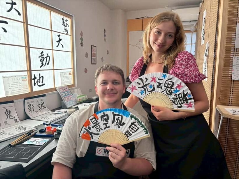 Tokyo:Calligraphy &Make your original folding fan in Asakusa - Turning your writing into an original folding fan