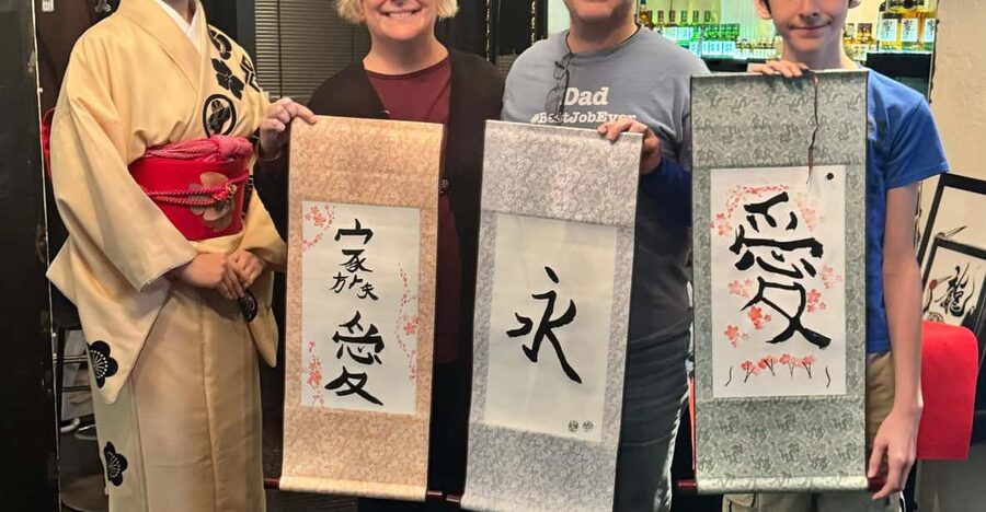 Tokyo: Calligraphy on Kanji Fan & Scroll with Drink - Turning Practice Strokes Into a Fan and Scroll