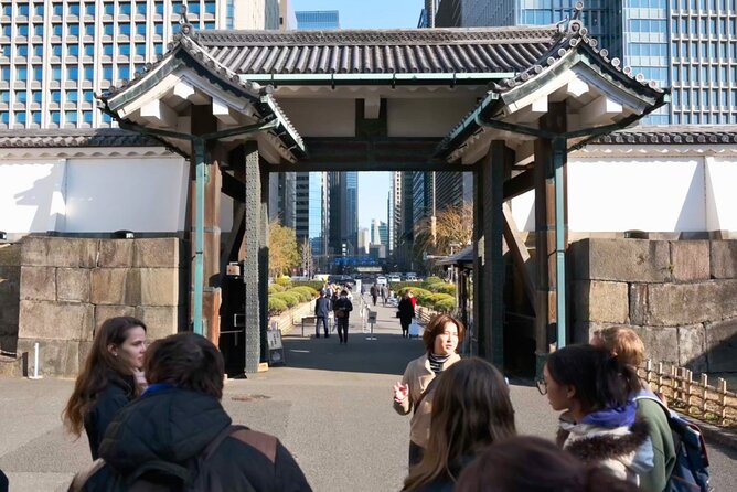 Tokyo Castle, Imperial Palace, Shogun & Garden Walking Tour - Reconstructing Edo Castle from foundations