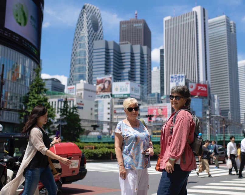 Tokyo: Custom Hidden Gems & Highlights Tour with Local Guide - A Tokyo tour that changes to fit you