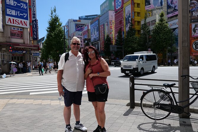 Tokyo Customized Private Walking Tour With Local Guide - Food stops and everyday Tokyo