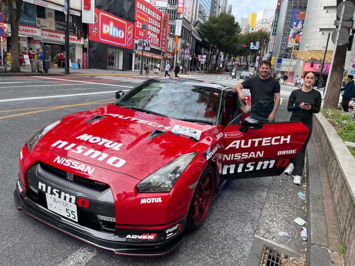 Tokyo: Daikoku Self-Drive R35 GT-R Custom Car Experience - Shibuya Crossing puts you in the middle of Tokyo