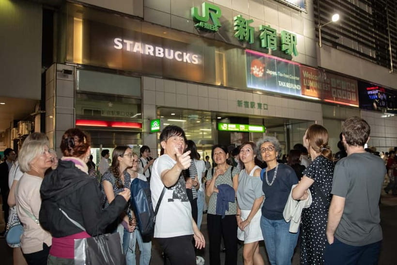 Tokyo: Dark Side of Tokyo Shinjuku Red Light Walking Tour - Why Shinjuku works best after dark