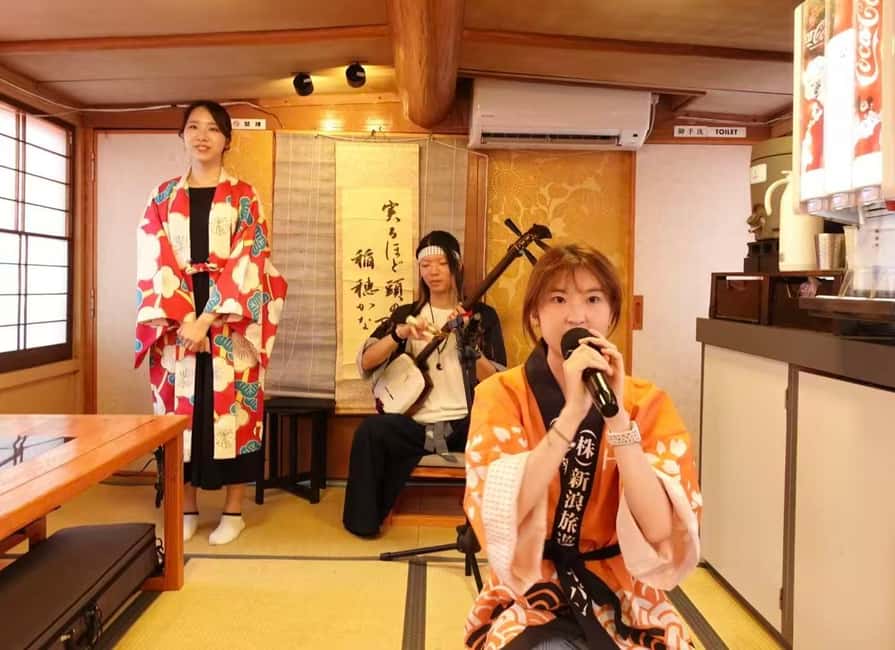 Tokyo Dinner Cruise & Tradition Show & Drinks & Tokyo Tower - Tokyo Tower after the boat