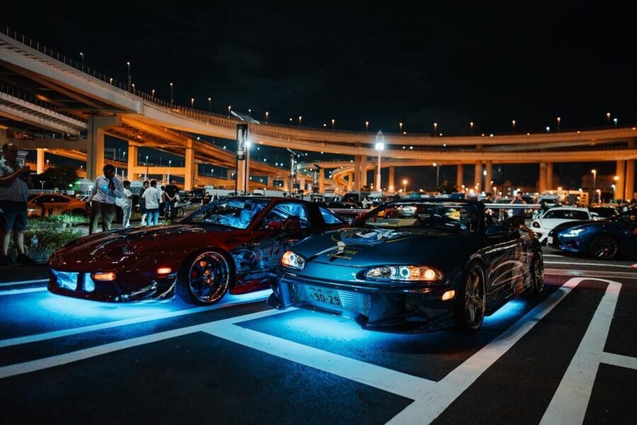 Tokyo Drift: Daikoku PA Supreme Car Experience 大黒PA - What happens if police close the meet