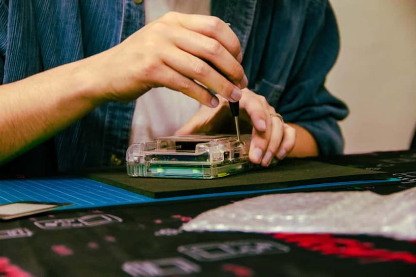 Tokyo: Gameboy Mod Workshop at Akihabara - Who will enjoy building a Game Boy in Tokyo?