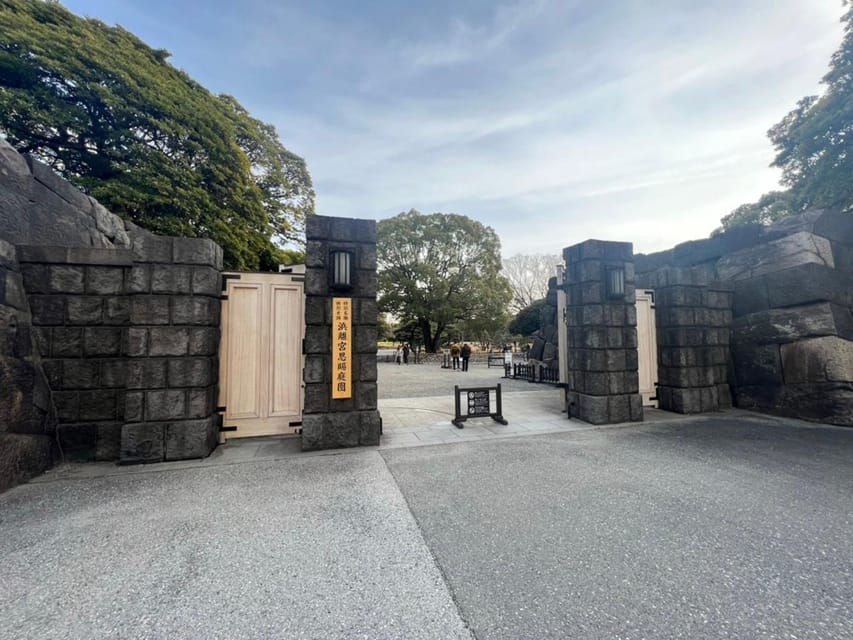 Tokyo: Hama-rikyu Gardens tour with Japanese Tea & Sweets - Practical details that affect your choice
