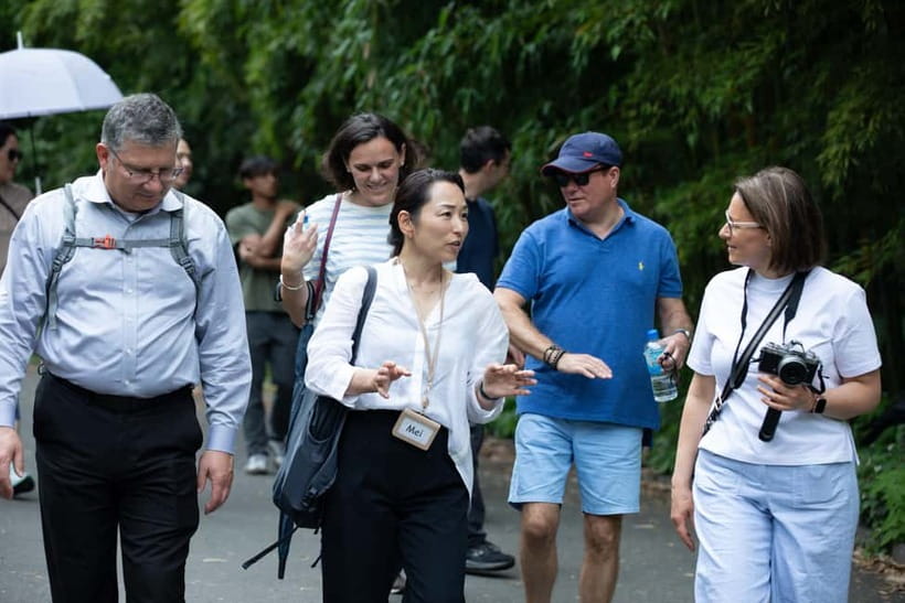 Tokyo: Imperial Palace East Gardens Walking Tour - Who should book this Imperial Palace walk?