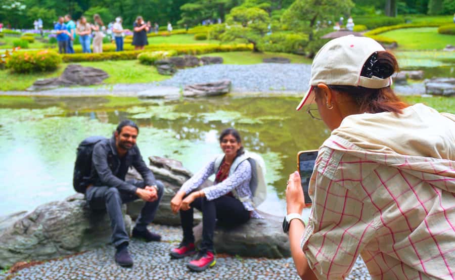 Tokyo: Imperial Palace Japanese History Walking Tour - Should you book the Imperial Palace history walk?