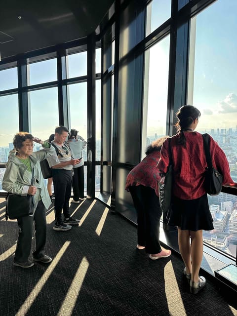 Tokyo: Imperial Palace, Sensō-ji Temple, & Tokyo Tower Tour - Three Tokyo icons in one practical afternoon