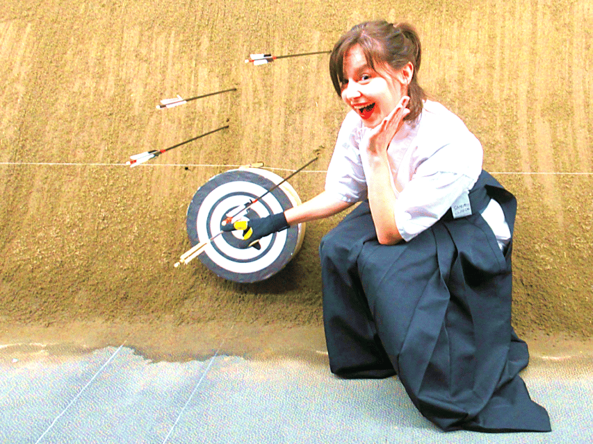 Tokyo: Japanese Archery (Kyudo) Experience - Learning the shooting sequence from a Dan master