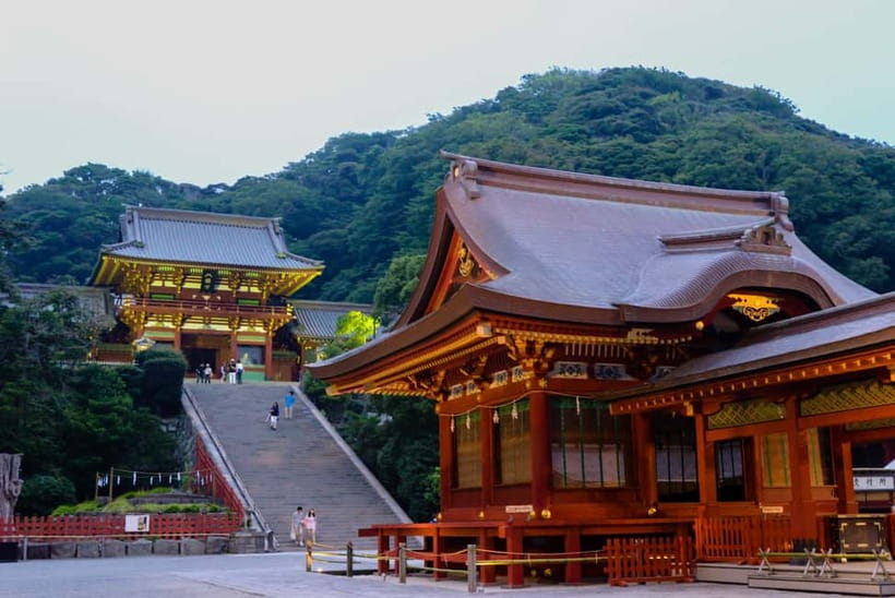 Tokyo: Kamakura & Enoshima Day Tour with Pickup & Train Ride - Enoshima Island and its five-headed dragon legend