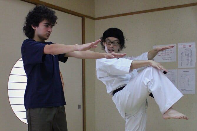 Tokyo: Karate Experience with Former All-Japan Champion - Pad work brings the techniques to life