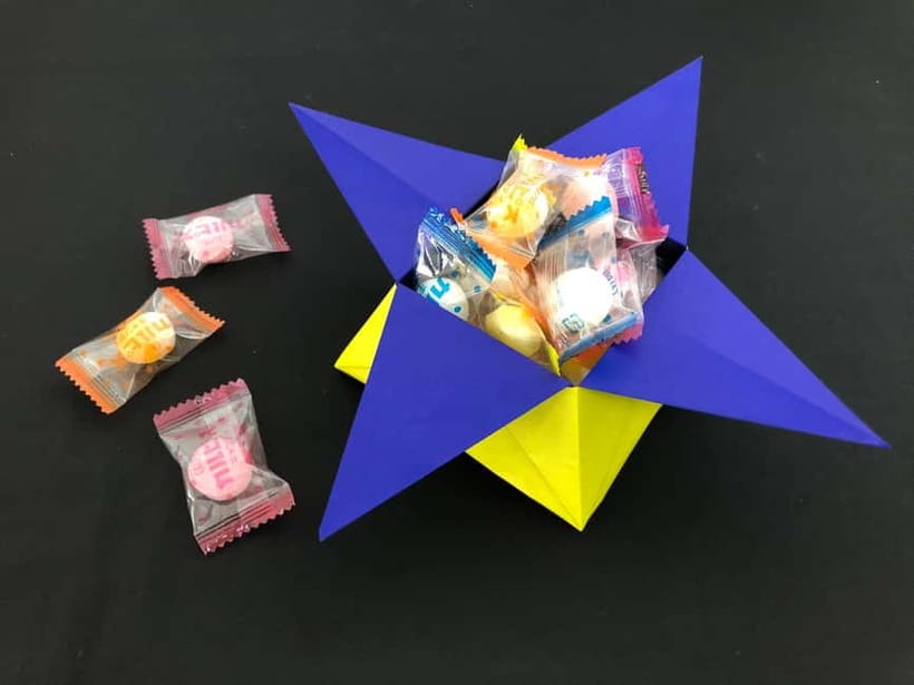 Tokyo: Learn Traditional Origami with a Local - Paper choice is part of the experience