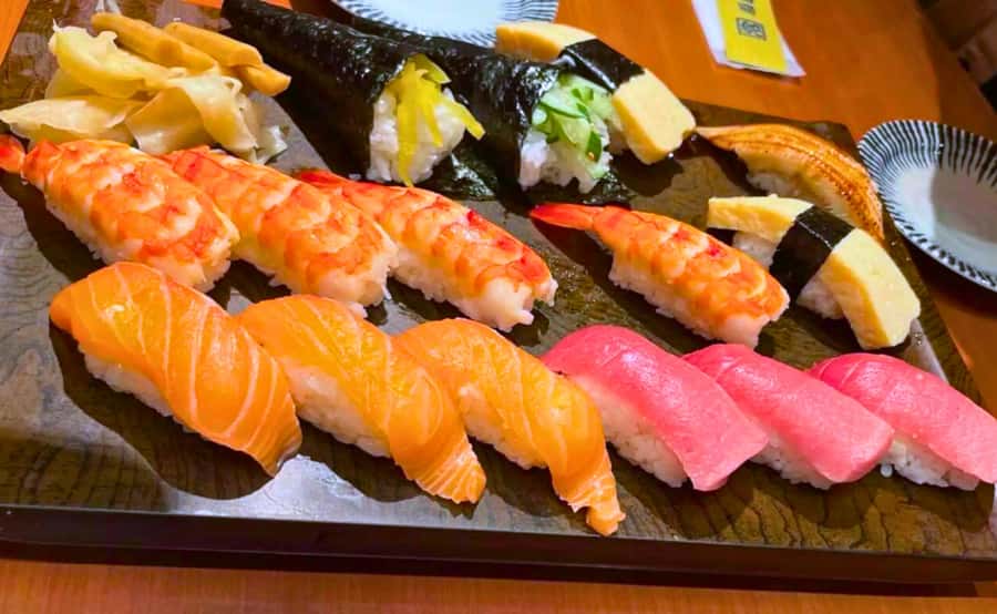 Tokyo: Locals´ Secret Food Tour // Eat like a Japanese - Third stop: yakitori and an izakaya drink